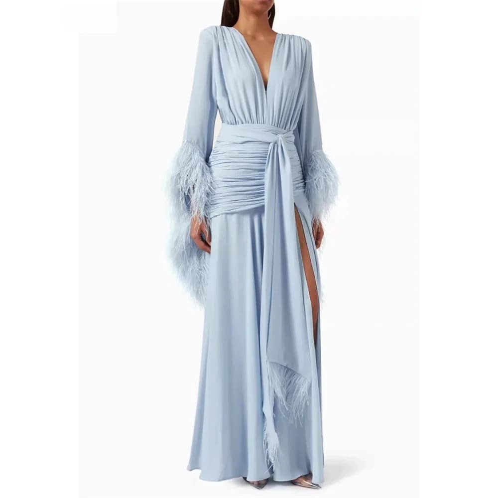 Robe de soirée bleu clair, col en v, plumes, manches longues, robes de soirée élégantes, en mousseli