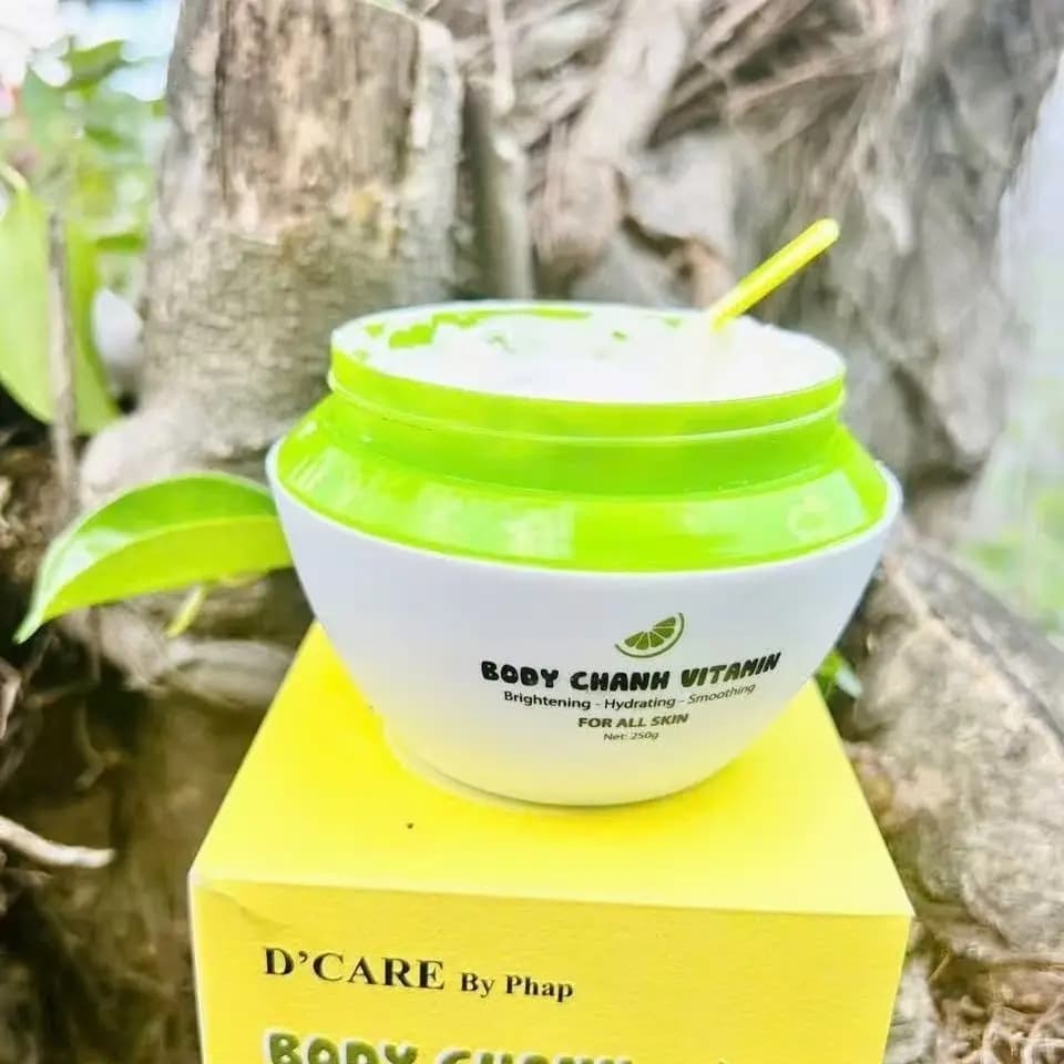 Lotion hydratante éclaircissante pour le corps Vietnam Body Bright White, 250g/flacon, enrichie en v