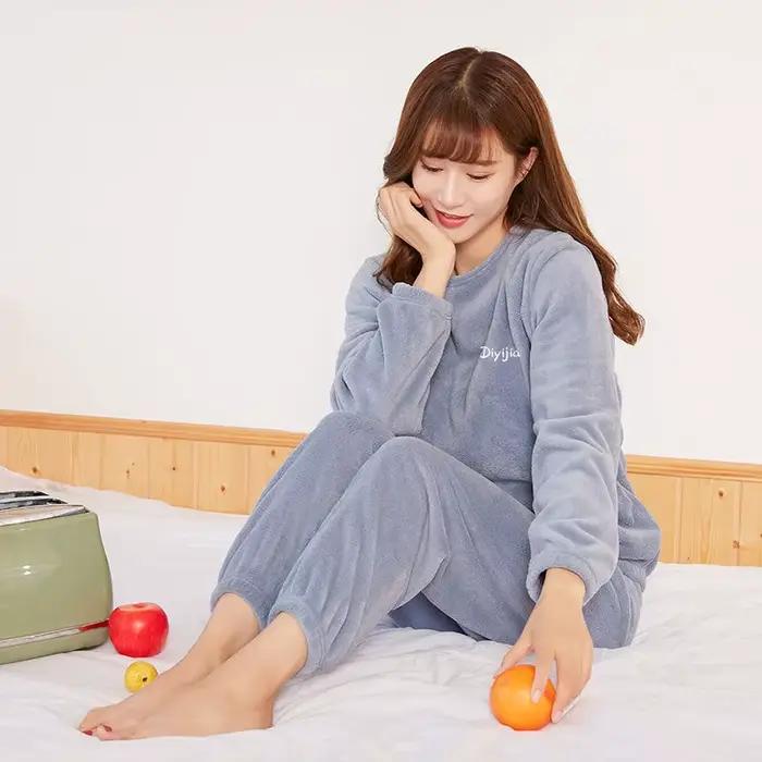 Pyjama d'hiver en velours corail épais pour femme, vêtements de maison pour l'automne, peut être por