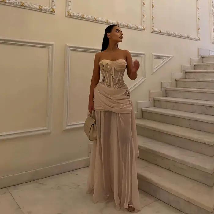 Robes de soirée champagne coupe trapèze, sans manches, avec appliques, en mousseline, longueur ras d