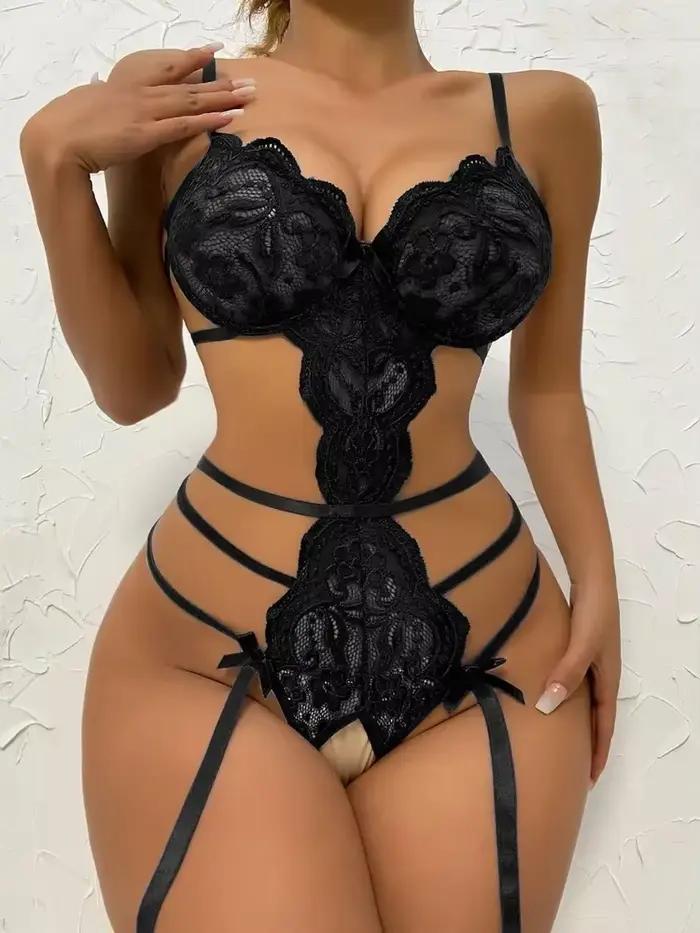 Ensemble de lingerie sexy en dentelle pour femme soutien-gorge à volants transparent et string taille haute à bretelles sous-vêtements transparents élégants occasions spéciales romantiques