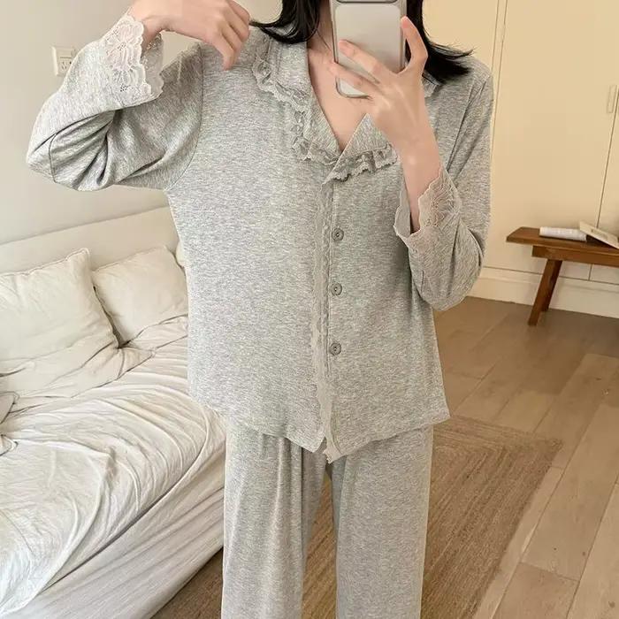 Nouveaux pyjamas pour femmes 2026 – Ensemble deux pièces en modal et dentelle à petit col