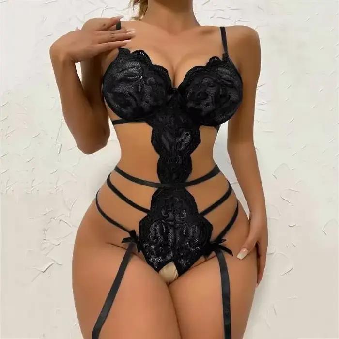Ensemble de lingerie sexy en dentelle pour femme soutien-gorge à volants transparent et string taille haute à bretelles sous-vêtements transparents élégants occasions spéciales romantiques
