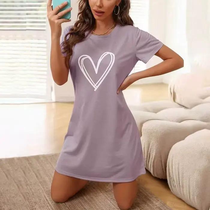 Chemise de nuit pour femme en satin et dentelle