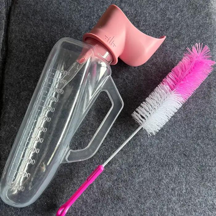 Urinoir féminin 40 oz, bouteille anti-fuite avec poignée, idéal pour une utilisation au chevet et de nuit | Urinoir portable pour les voyages en voiture, la convalescence hospitalière, les soins a