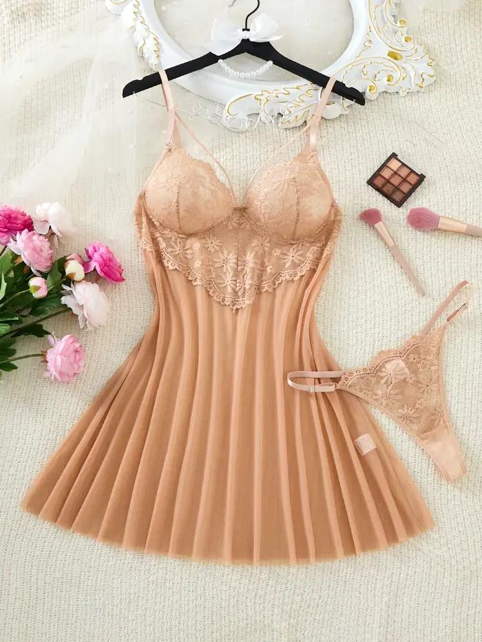 Ensemble de chemises de nuit brodées de fleurs champagne pour les rendez-vous. Robe licou légère en dentelle filetée pour femme, un ensemble de vêtements de maison sexy ZA825096