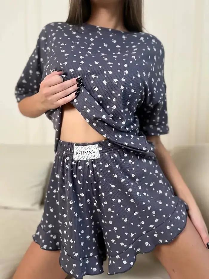 Nouvel ensemble de pyjama pour femme : short et haut à manches courtes