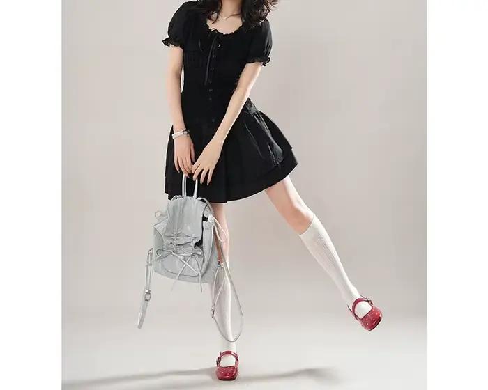 Ensemble chemise noire et jupe pour femme