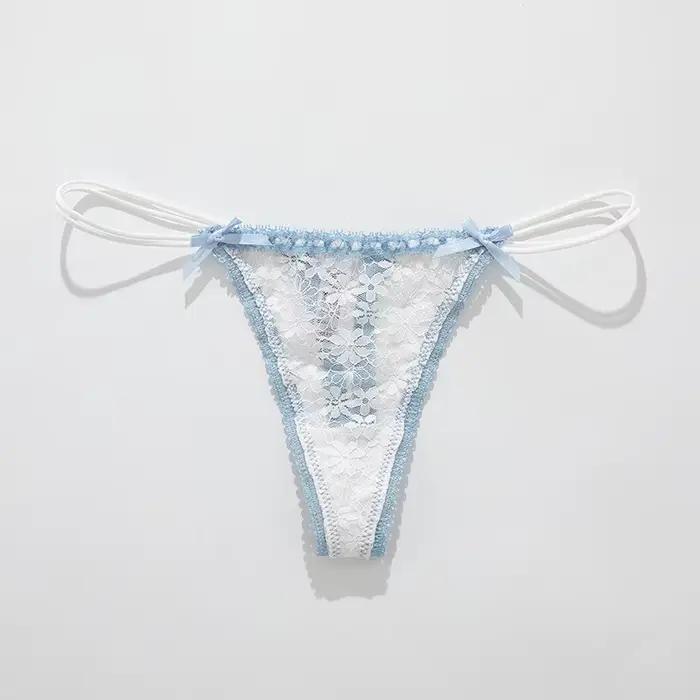 Culotte en dentelle avec nœud