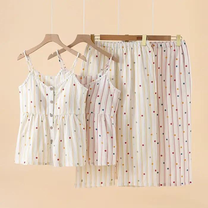 Pyjama en gaze double couche de coton pour femmes, sans manches, pois, doux et mignon, confortable pour les nuits d'été et les journées de détente à la maison