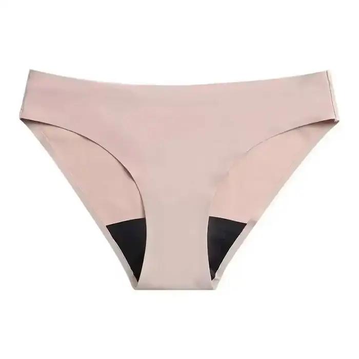 Culottes de règles et maillot de bain