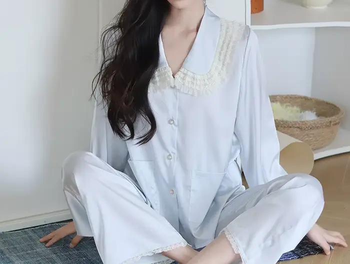 Nouvel ensemble de pyjama haut de gamme en soie glacée à manches longues pour le printemps 2026
