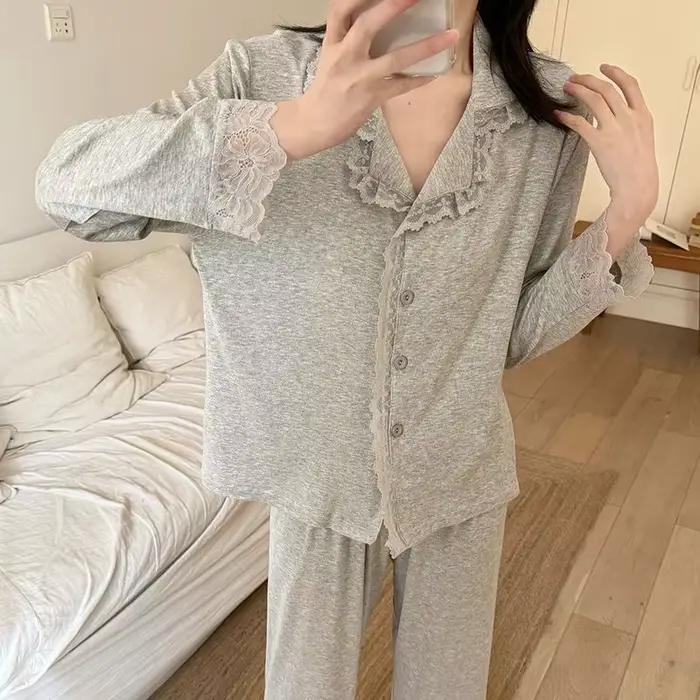 Nouveaux pyjamas pour femmes 2026 – Ensemble deux pièces en modal et dentelle à petit col