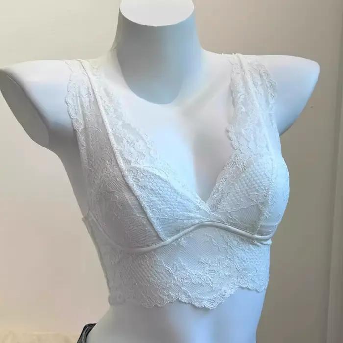 Soutien-gorge en dentelle blanche