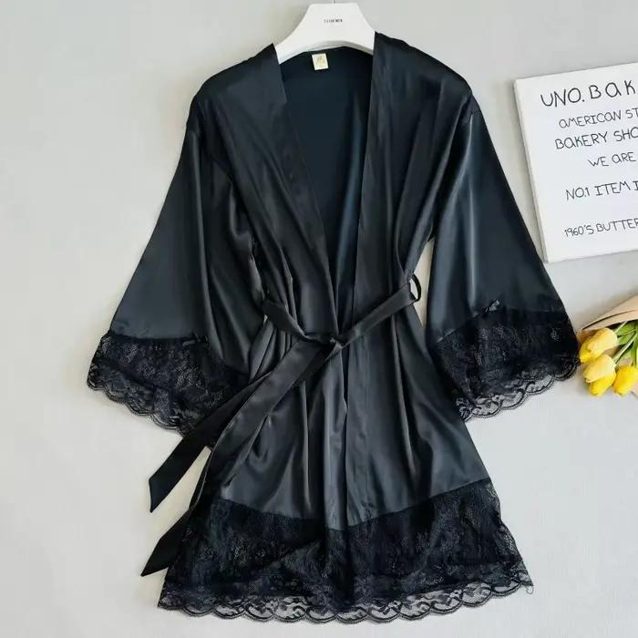 Robe verte élégante en dentelle
