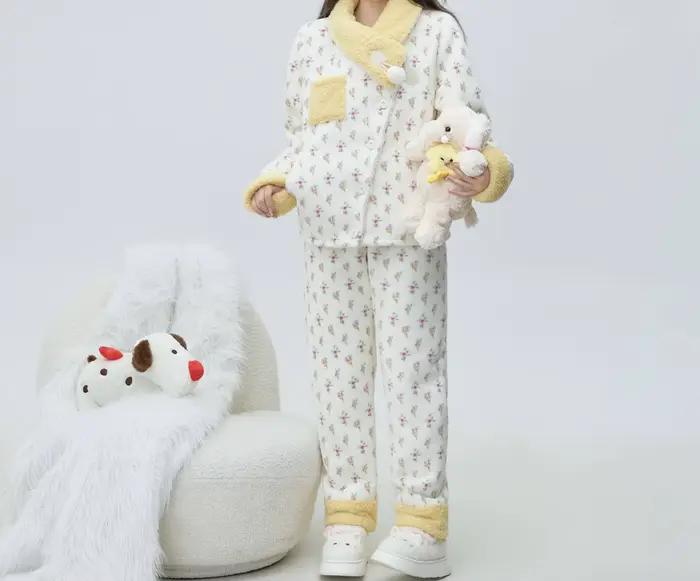 Nouveaux pyjamas décontractés en velours épais pour femme