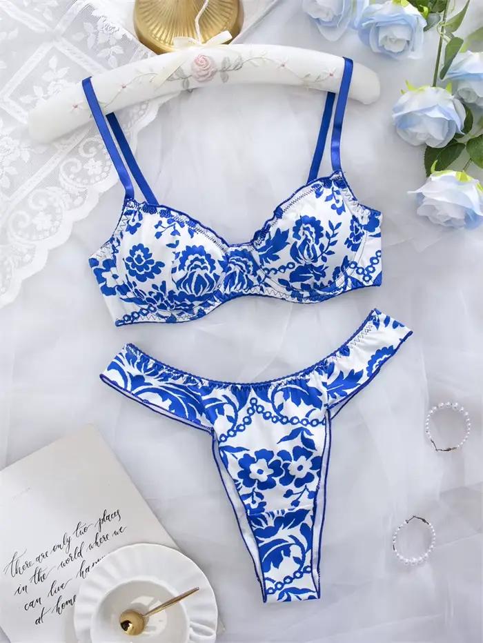 Ensemble de lingerie féminine bleu à imprimé floral