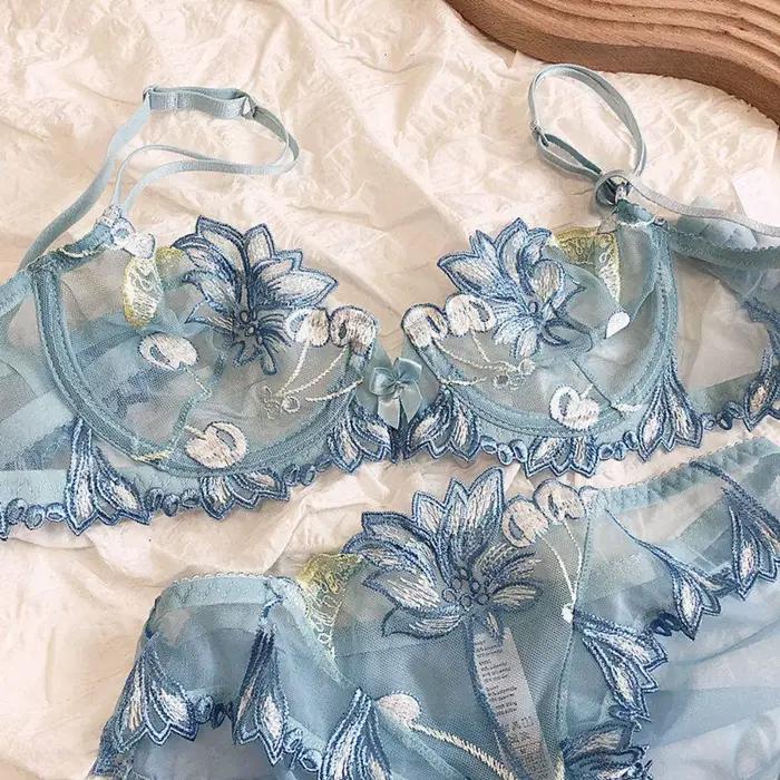 Soutien-gorge de luxe sexy en dentelle brodée cerise