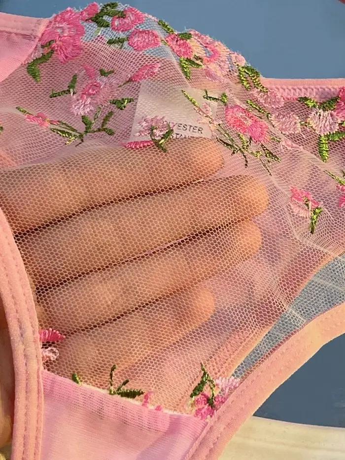 Lingerie sexy en dentelle transparente brodée floral soutien-gorge sans fil avec bretelles ajustables pour femmes occasions romantiques