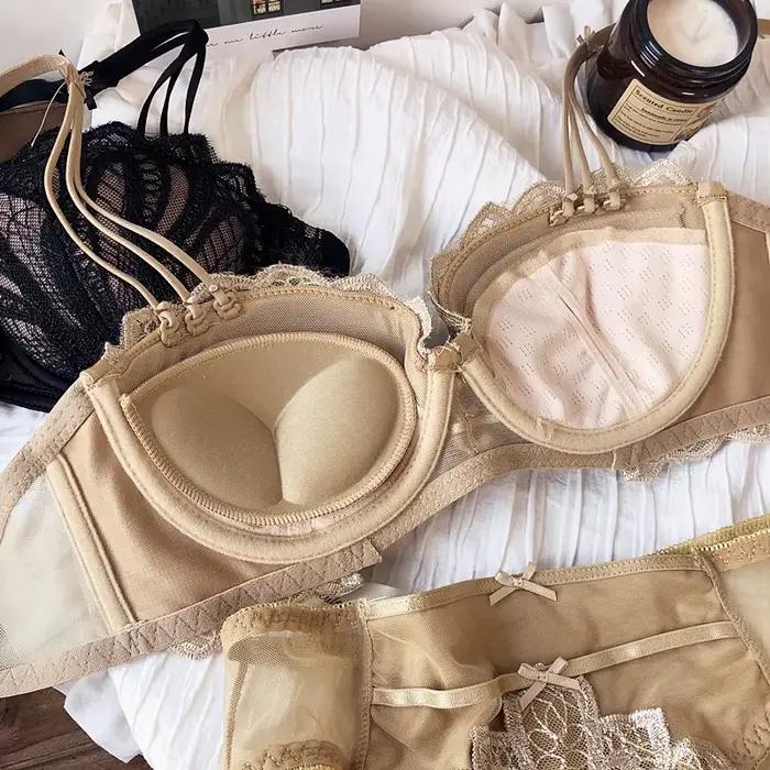 Ensemble de soutien-gorge Push Up en dentelle brodée
