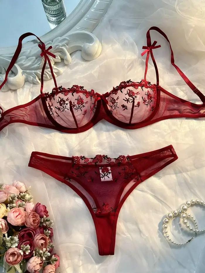 Lingerie sexy en dentelle transparente brodée floral soutien-gorge sans fil avec bretelles ajustables pour femmes occasions romantiques