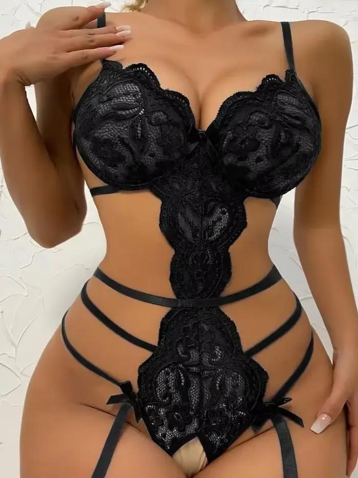 Ensemble de lingerie sexy en dentelle pour femme soutien-gorge à volants transparent et string taille haute à bretelles sous-vêtements transparents élégants occasions spéciales romantiques