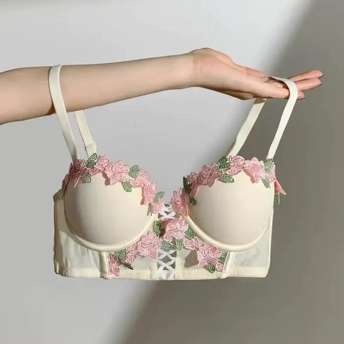 Ensemble de lingerie florale vintage, bralette en dentelle crème, soutien-gorge push-up rétro pour femmes à petite poitrine, brodé, sans armatures, pur et sensuel