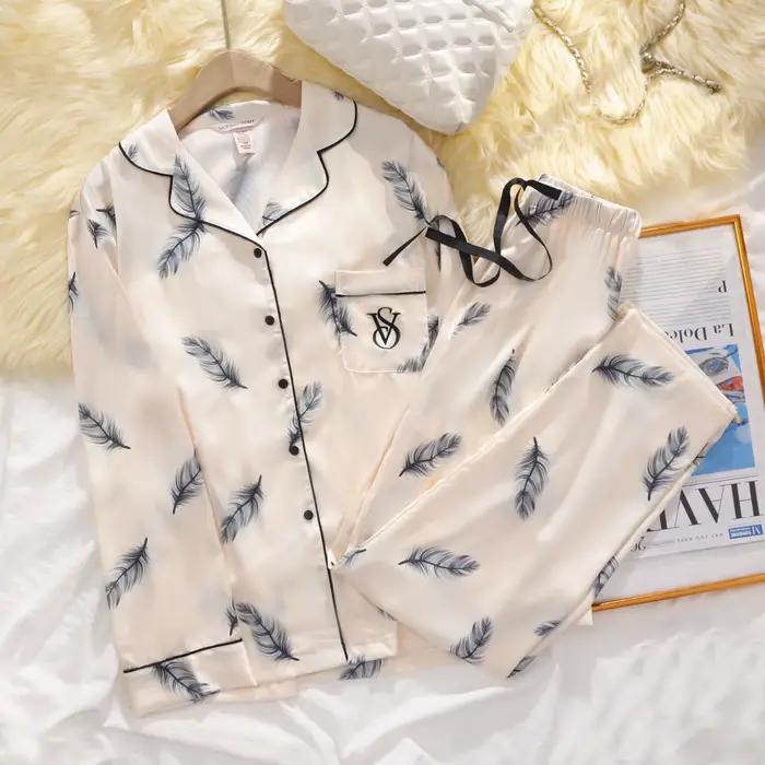 Ensemble de pyjama en satin de soie pour femmes Victoria's Secret