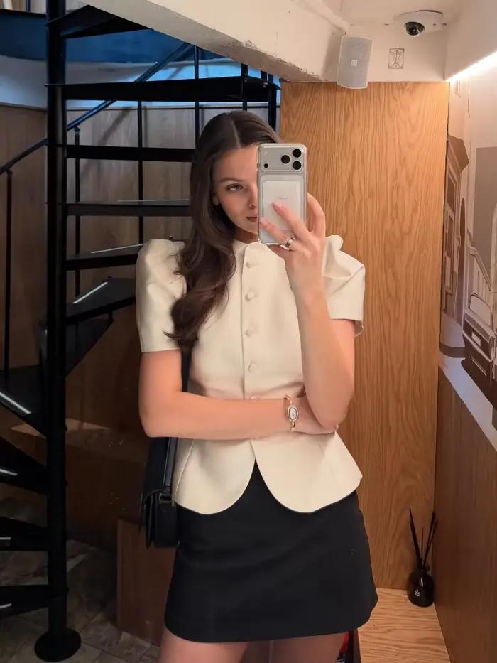 Chemise élégante à manches lanternes pour femme