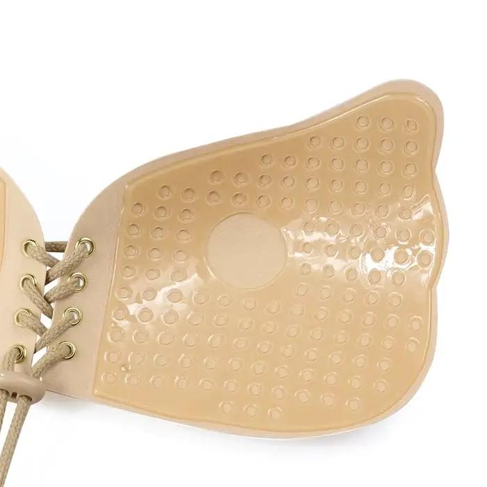 Soutien-gorge invisible auto-adhésif en silicone