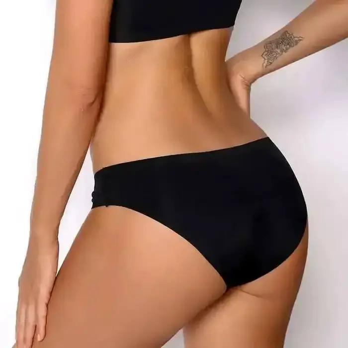 Culottes de règles et maillot de bain