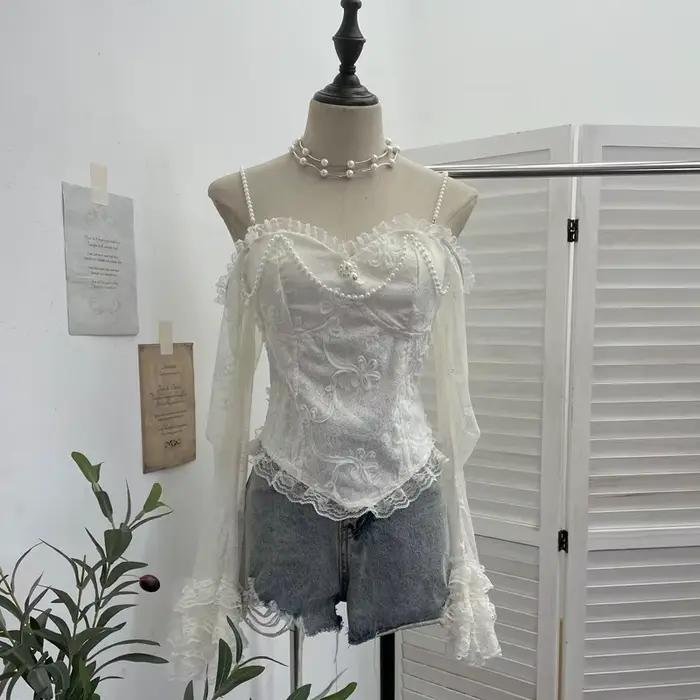 T-shirt en dentelle vintage ISAROSE pour femmes, style français, sans bretelles, imitation perles, bretelles, col en V, manches évasées en maille, hauts slim