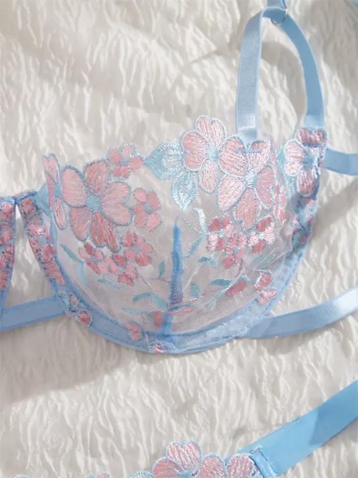 Lingerie ultra sexy, magnifique lingerie féminine