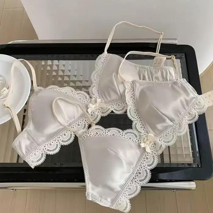 Soutien-gorge en dentelle à nœud triangle de style coréen pour femmes