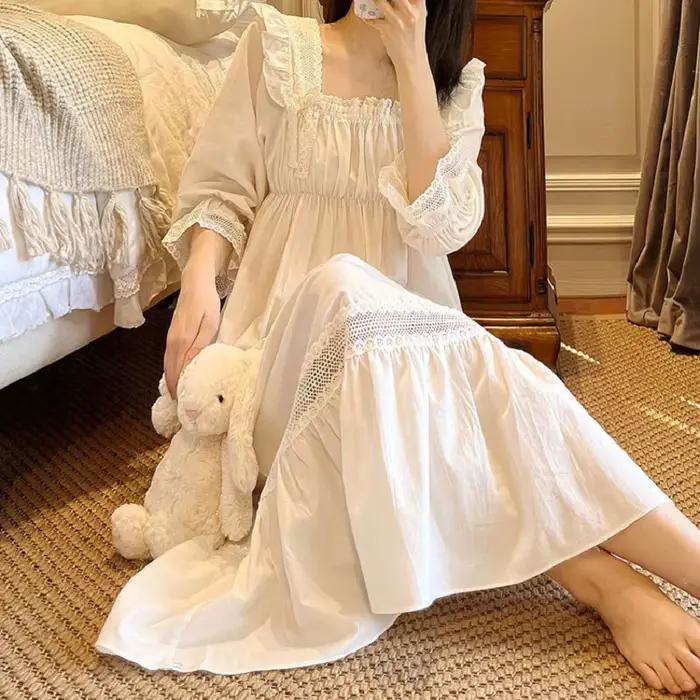 Chemise de nuit brodée vintage à manches longues pour femmes