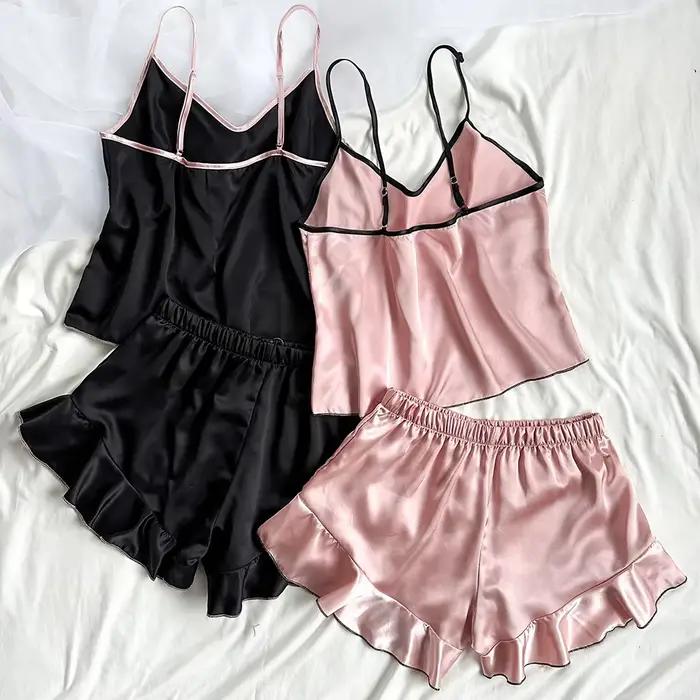Ensemble pyjama en satin de soie pour femmes, col en V, bretelles spaghetti, shorts à volants, élégant et confortable pour les nuits d'été et toutes les occasions