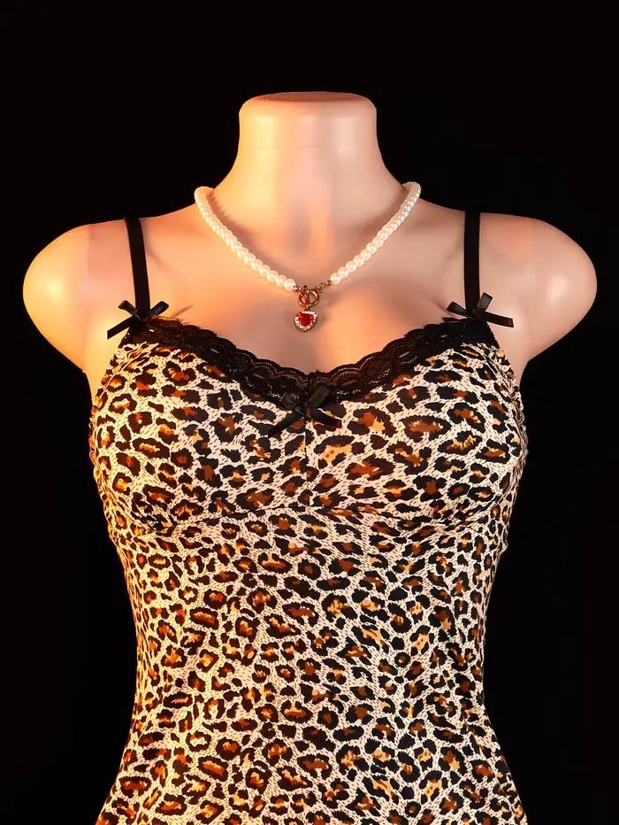 Robe de nuit en dentelle à imprimé léopard pour femmes
