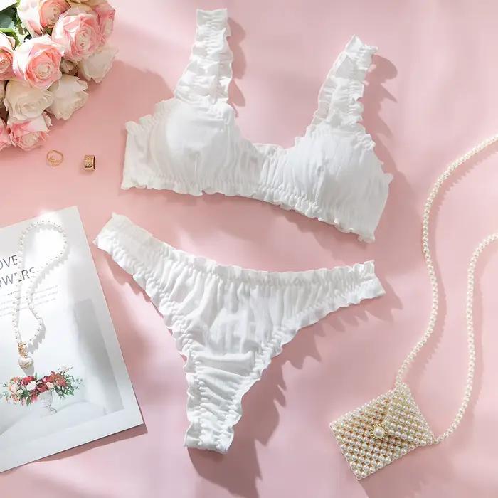 Ensemble de lingerie sexy pour femme avec volants, respirant, texture ajourée, bralette et string taille haute en coton doux pour usage quotidien