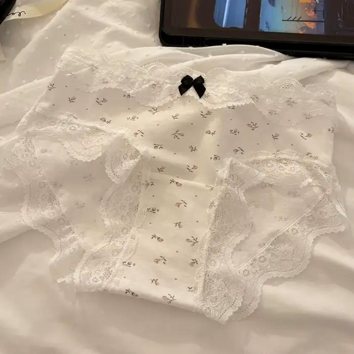 Culottes en dentelle taille moyenne pour femme