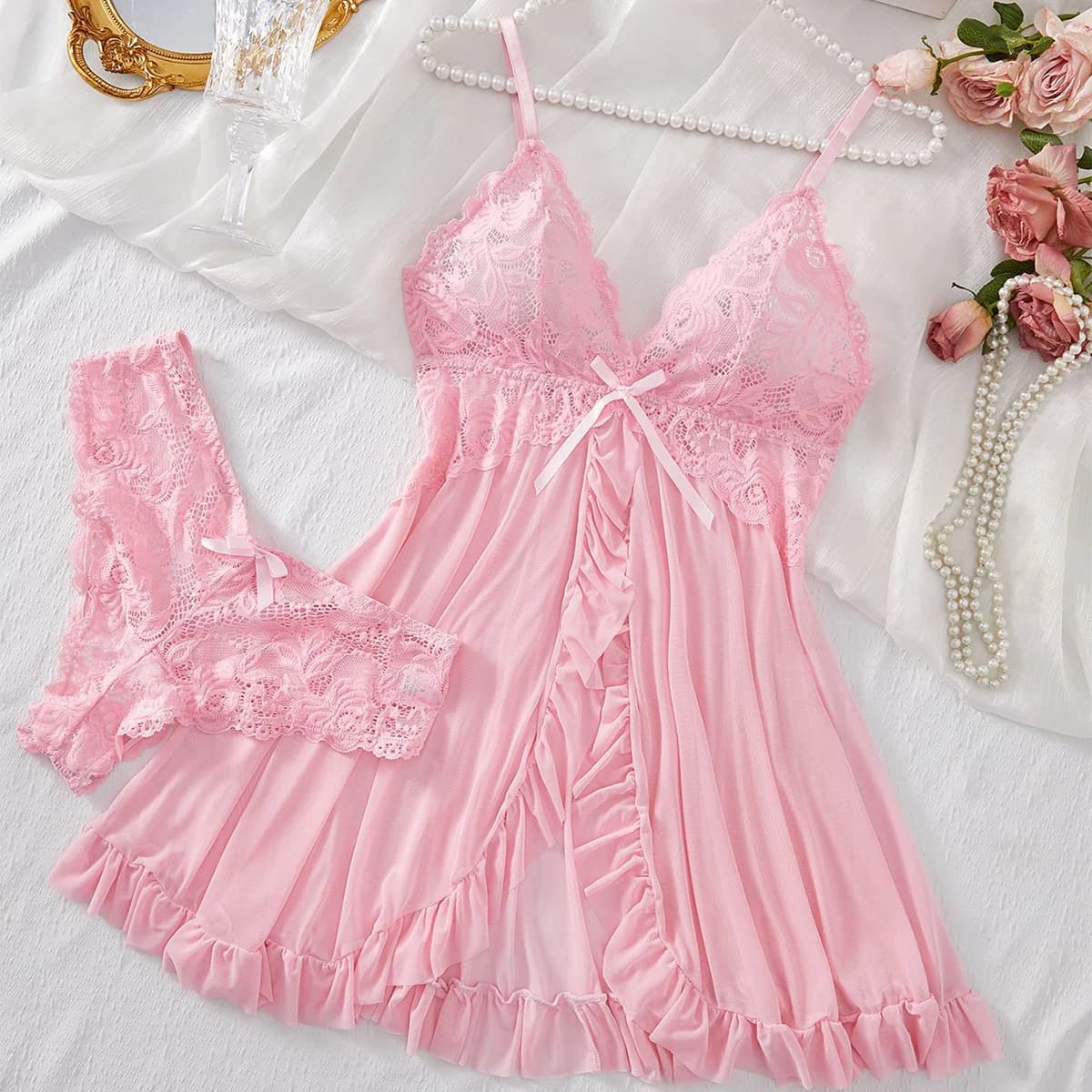 Chemise de nuit transparente en dentelle rouge pour femmes, sous-vêtements Sexy, vêtements de nuit,