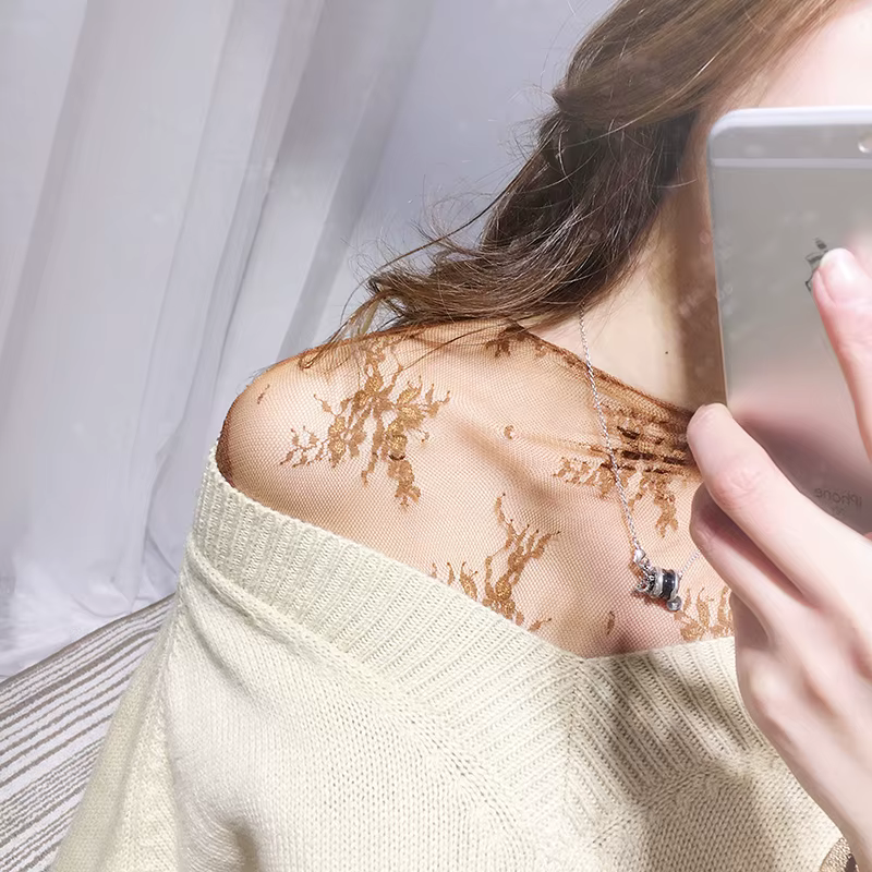 T-shirt transparent en maille évidée pour femme, sous-vêtement sexy, haut de base étoile, vêtements