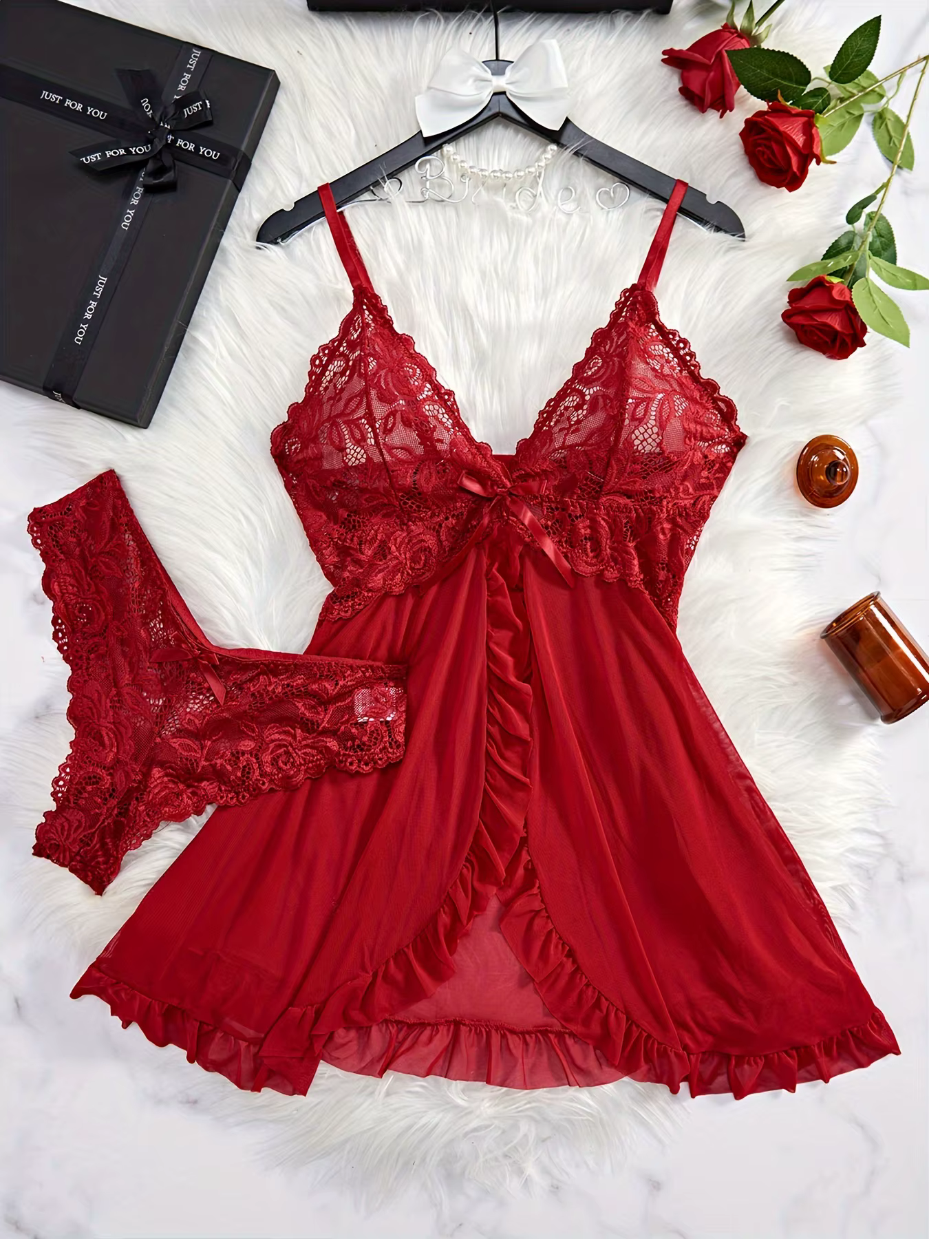 Ensemble de Lingerie en dentelle pour femmes, nuisette transparente, chemise de nuit avec culotte, v