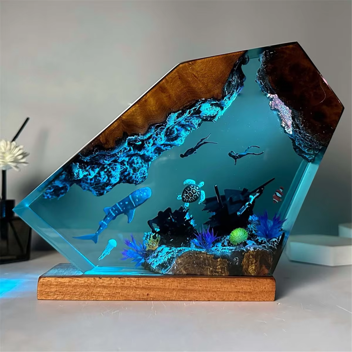 Lampe en Résine Sous-Marine, Baleine Tortue Humaine, Veilleuse de Plongée, Cadeau pour la Maison, le