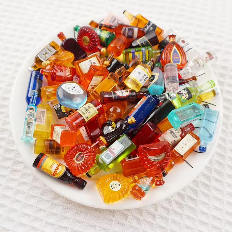 Mini bouteille de boissons pour maison de poupée, 10 pièces, partie de décoration pour maison de pou