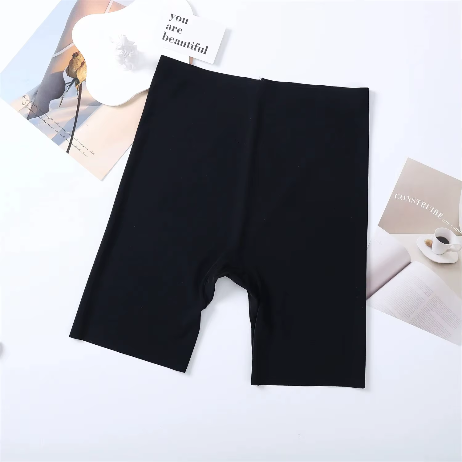 Shorty taille haute sans couture pour femme, effet ventre plat et rehaussement des hanches, en soie 