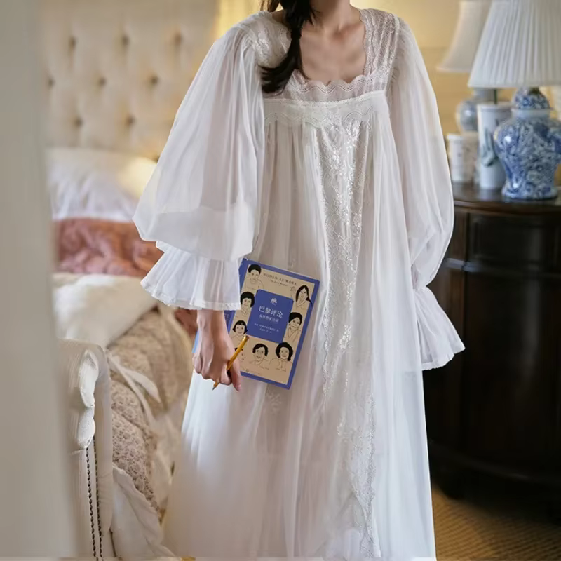 Fée française deux pièces dentelle chemises de nuit Sexy Spaghetti sangle nuisette Victoria col carr