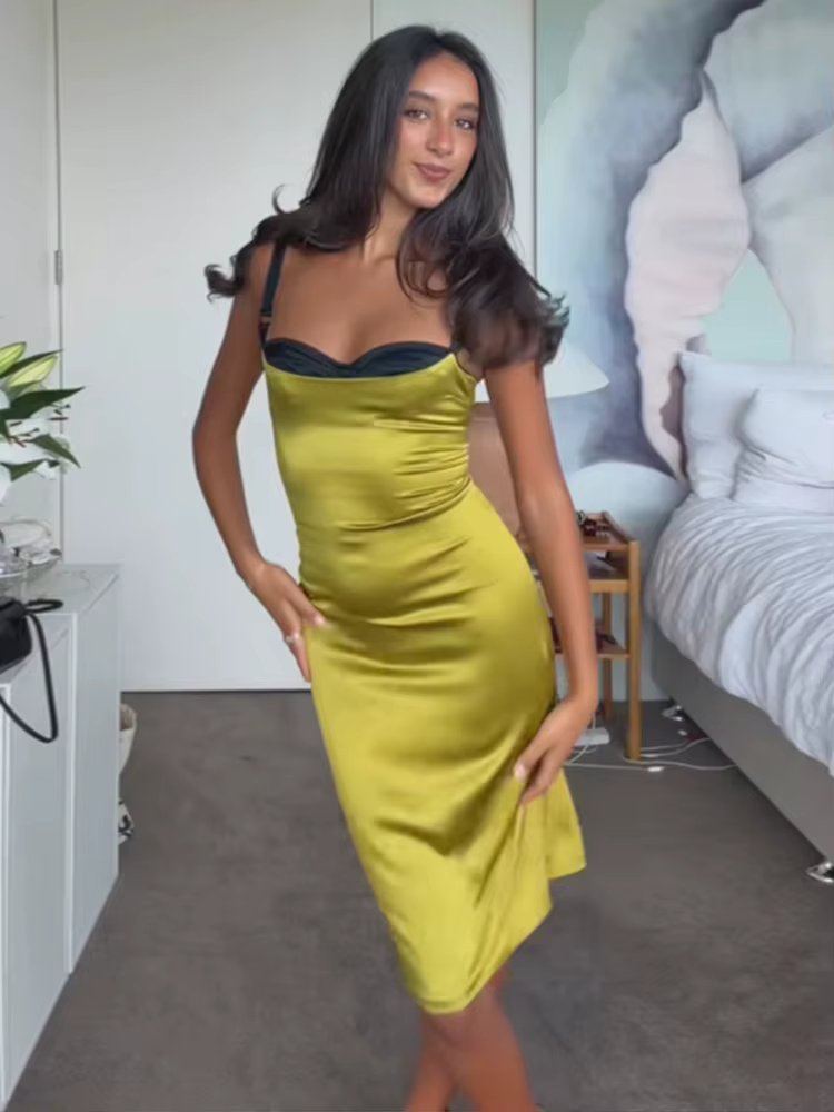 Robe longue moulante sexy sans manches et dos nu pour femme avec rembourrage intégré, idéale pour le