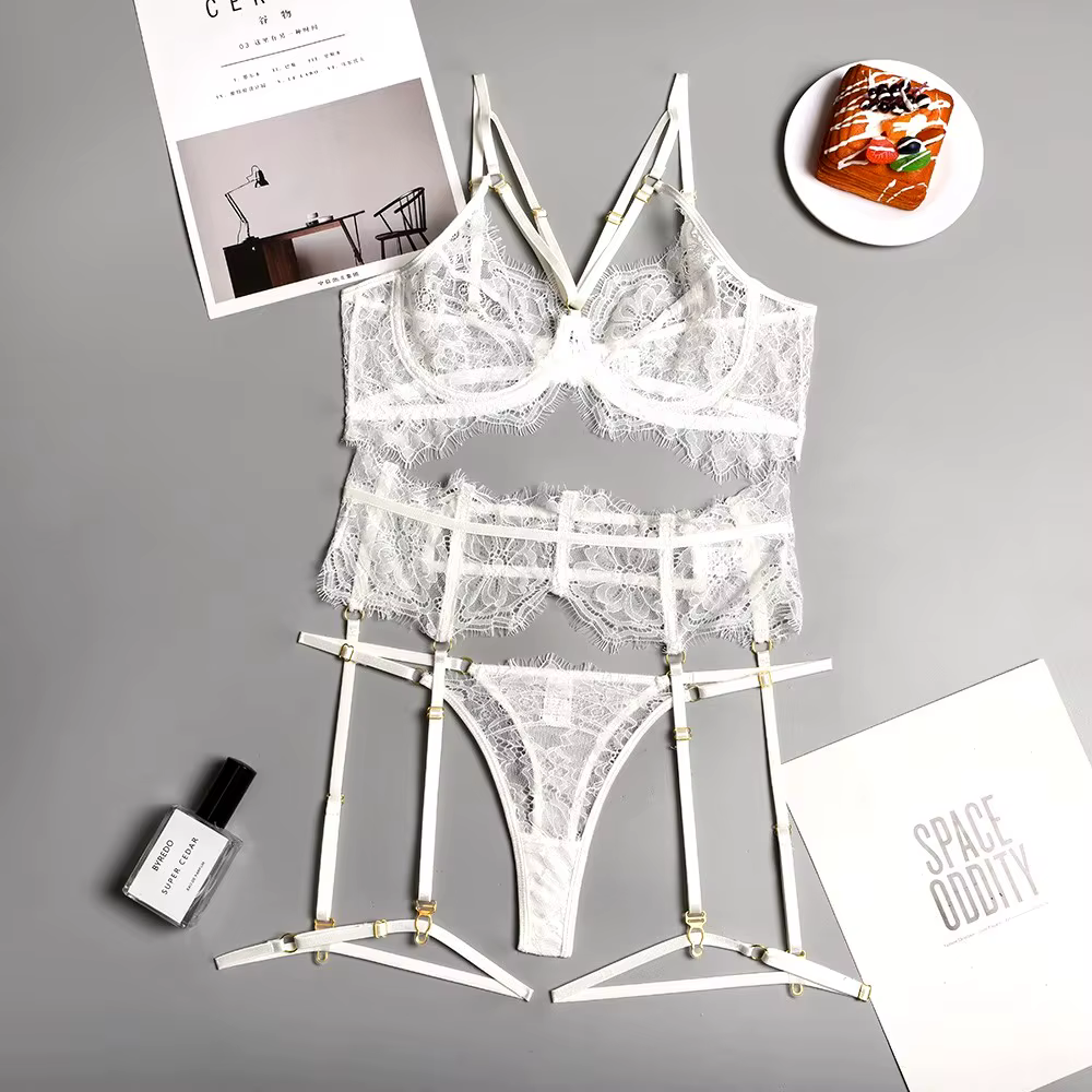 Lingerie Sexy sous-vêtements dentelle évider ensembles transparents sensuel à armatures soutien-gorg