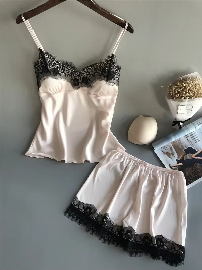 Ensemble pyjama en Satin et dentelle pour femmes, vêtements de nuit sexy, hauts sans manche + shorts