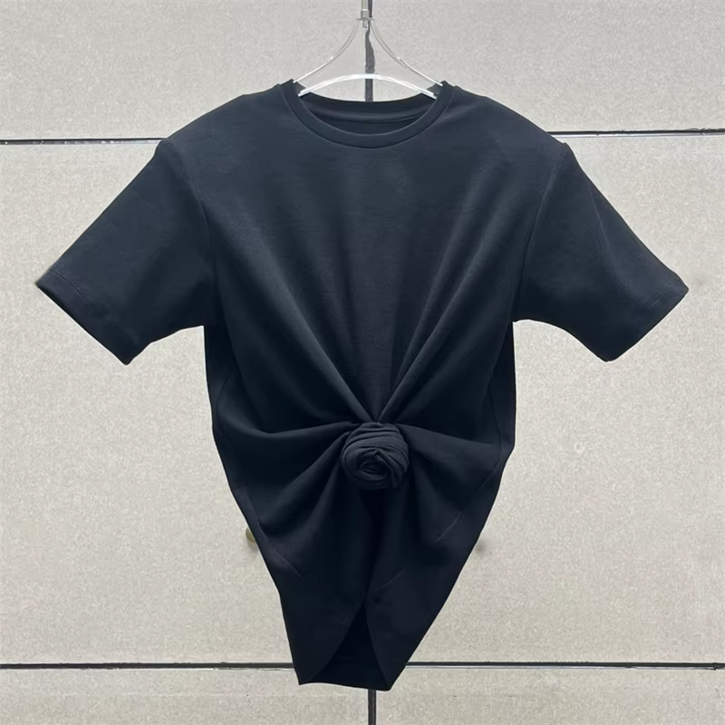 T-shirt femme 2025 été nouveau haut à manches courtes tricoté élastique fleur 3D décoré col rond pul